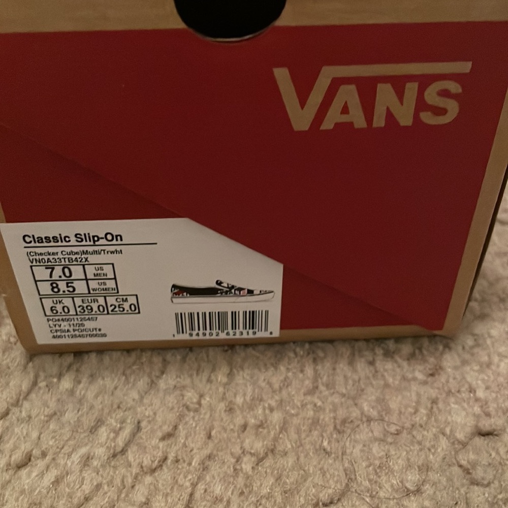 Vans - Picture 4 of 6